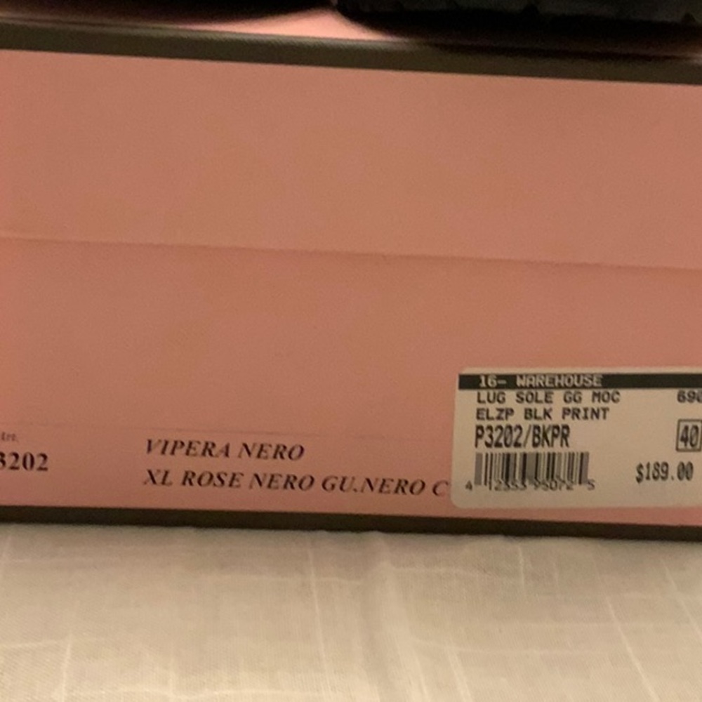 New Elizabetta Black Leather Loafer Size 40